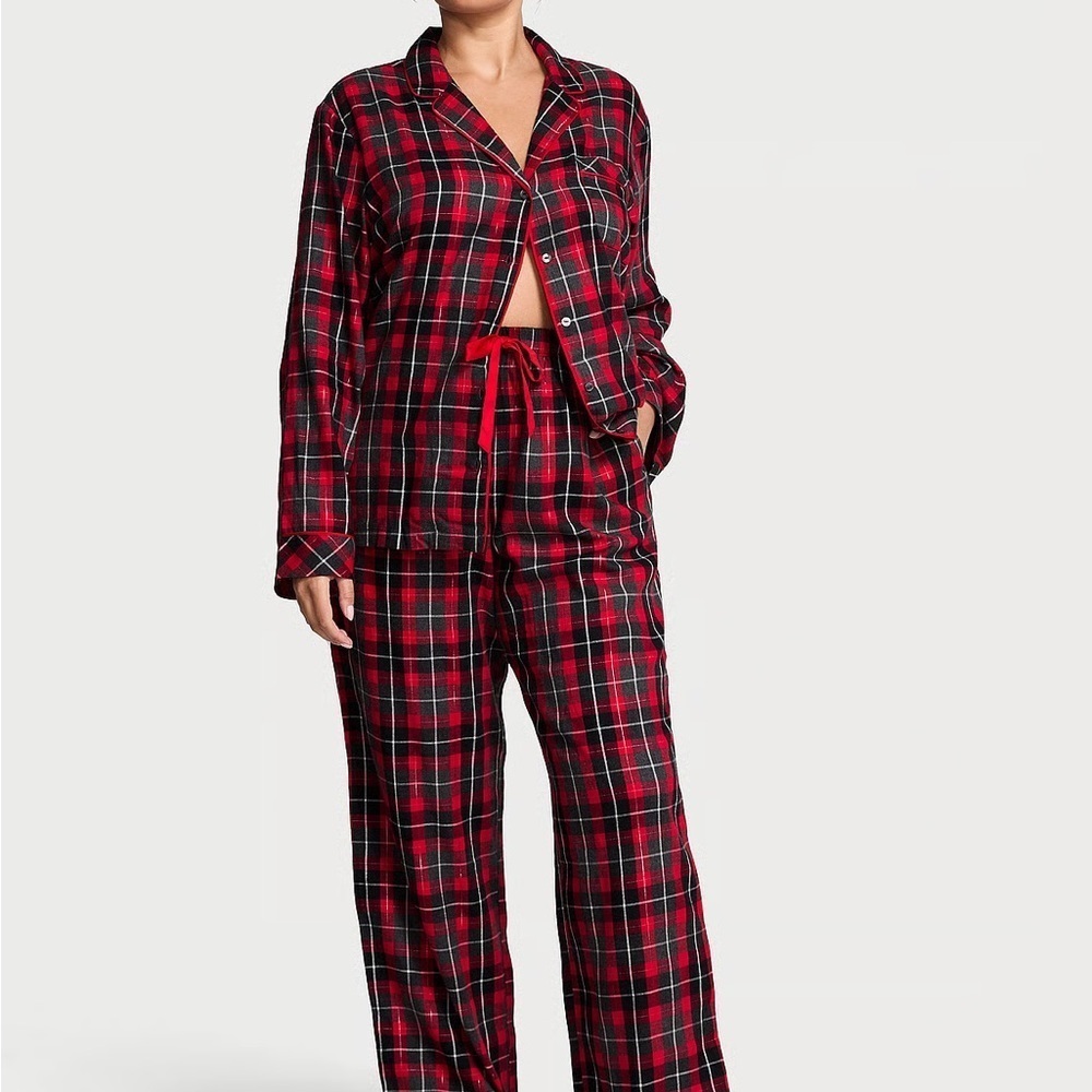Victoria's Secret Women’s Flannel Long Pajama Set size S